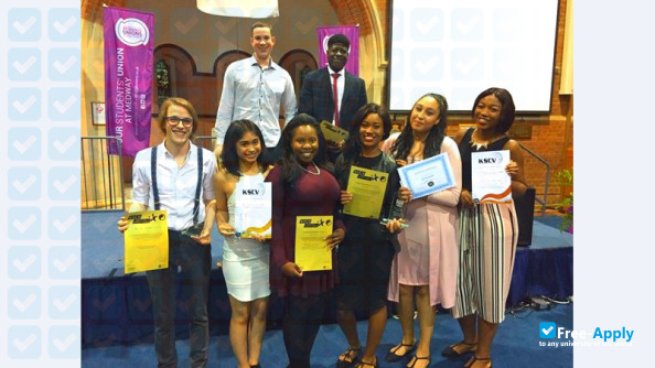 Medway School of Pharmacy photo #3