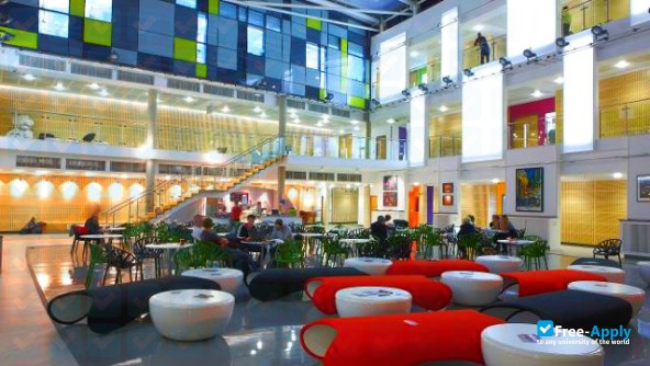 Foto de la Middlesex University #11