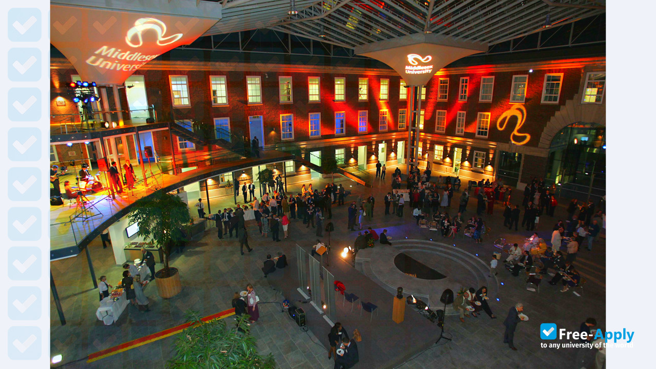 Foto de la Middlesex University #3