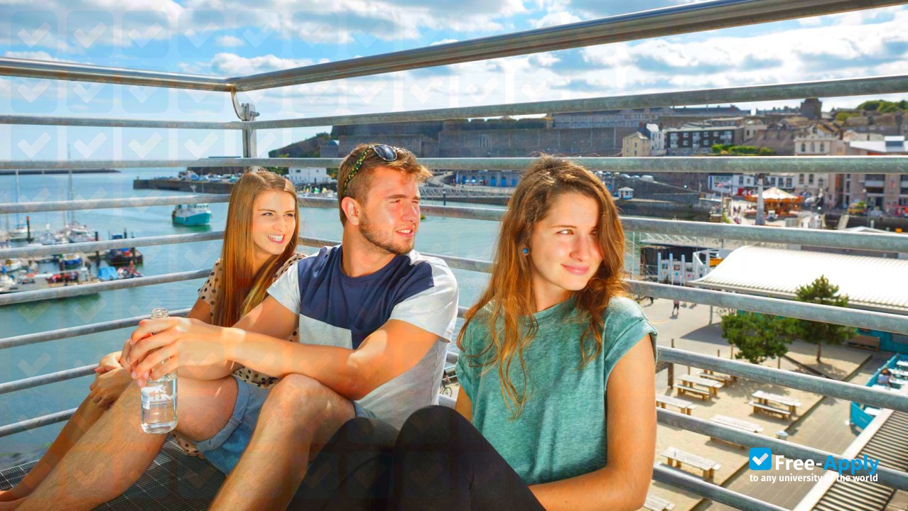 Foto de la University of Plymouth #5