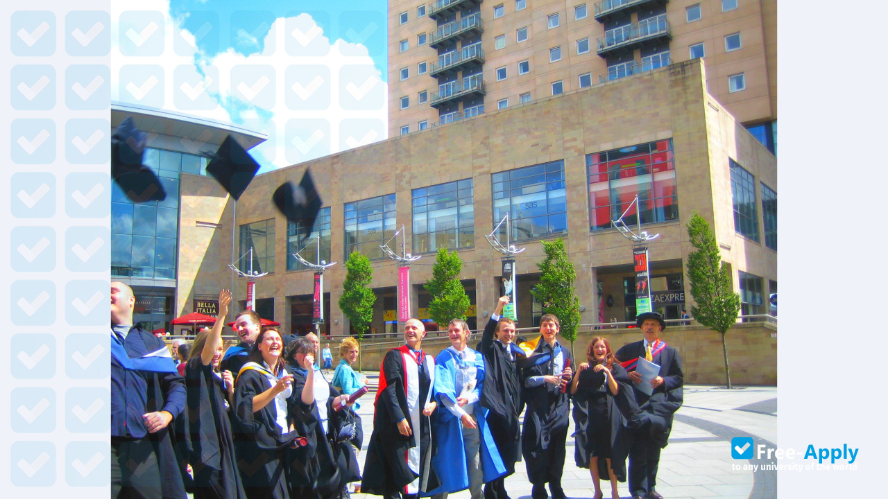 Foto de la University of Salford #4