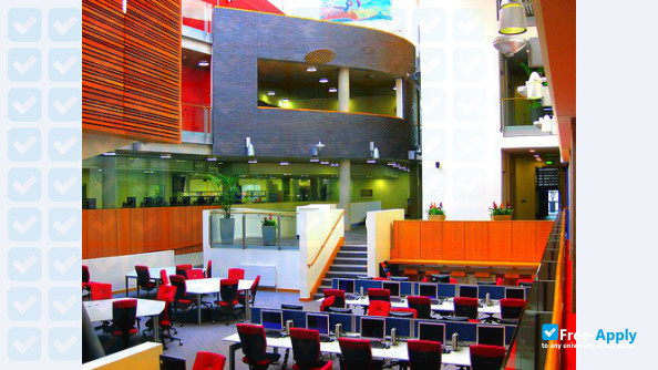 Queen Margaret University photo #11