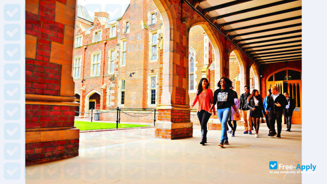 Queen's University Belfast фотография №12