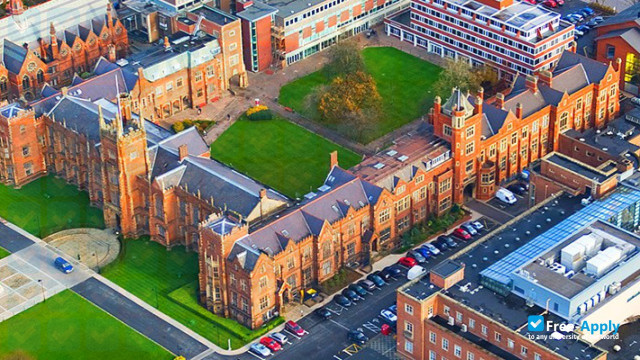 Queen's University Belfast photo