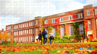 Regent's University London thumbnail #6