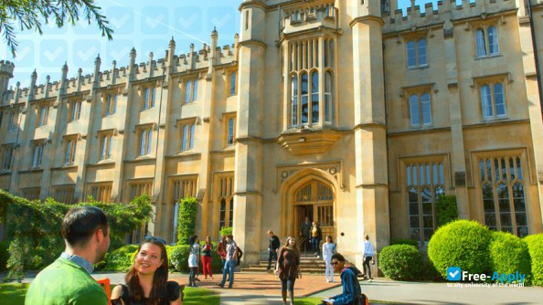 Foto de la Richmond the American International University in London #4
