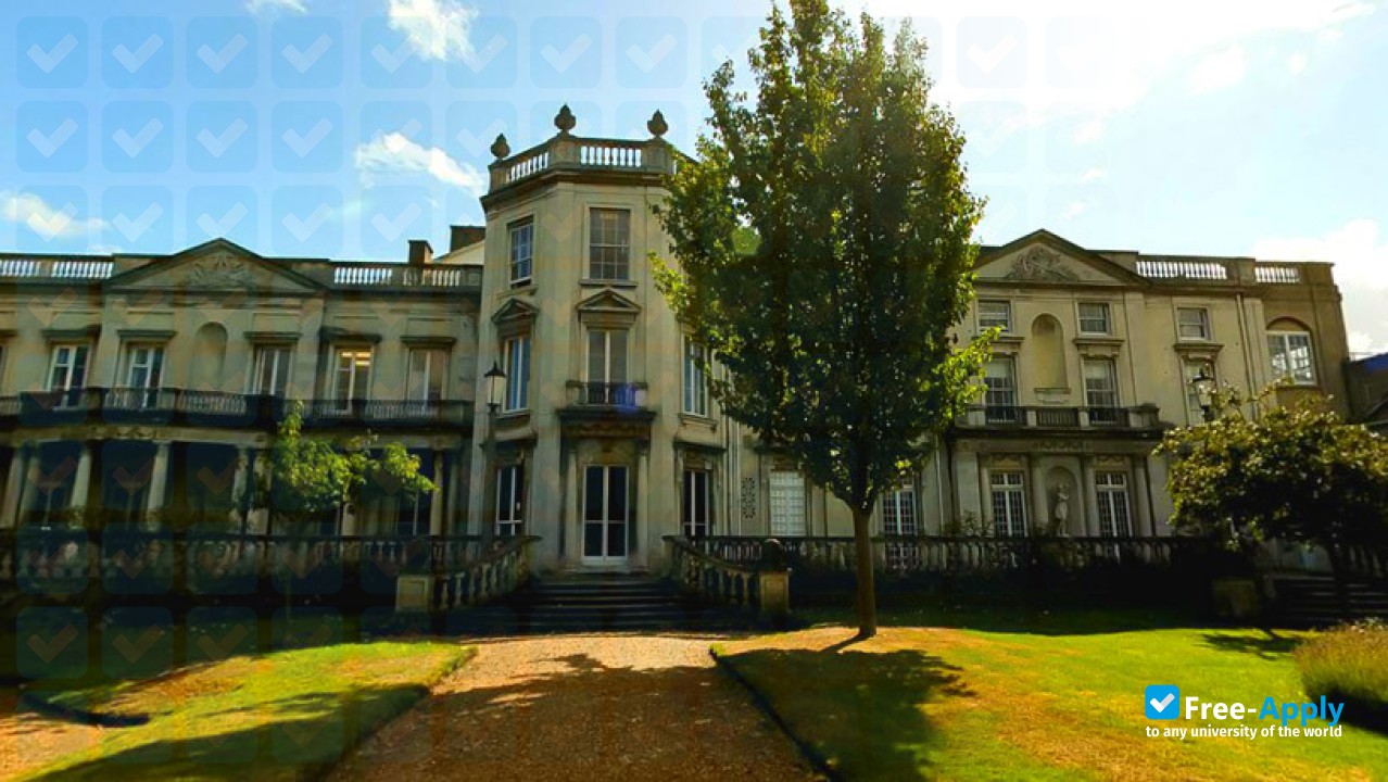 Photo de l’Roehampton University #6