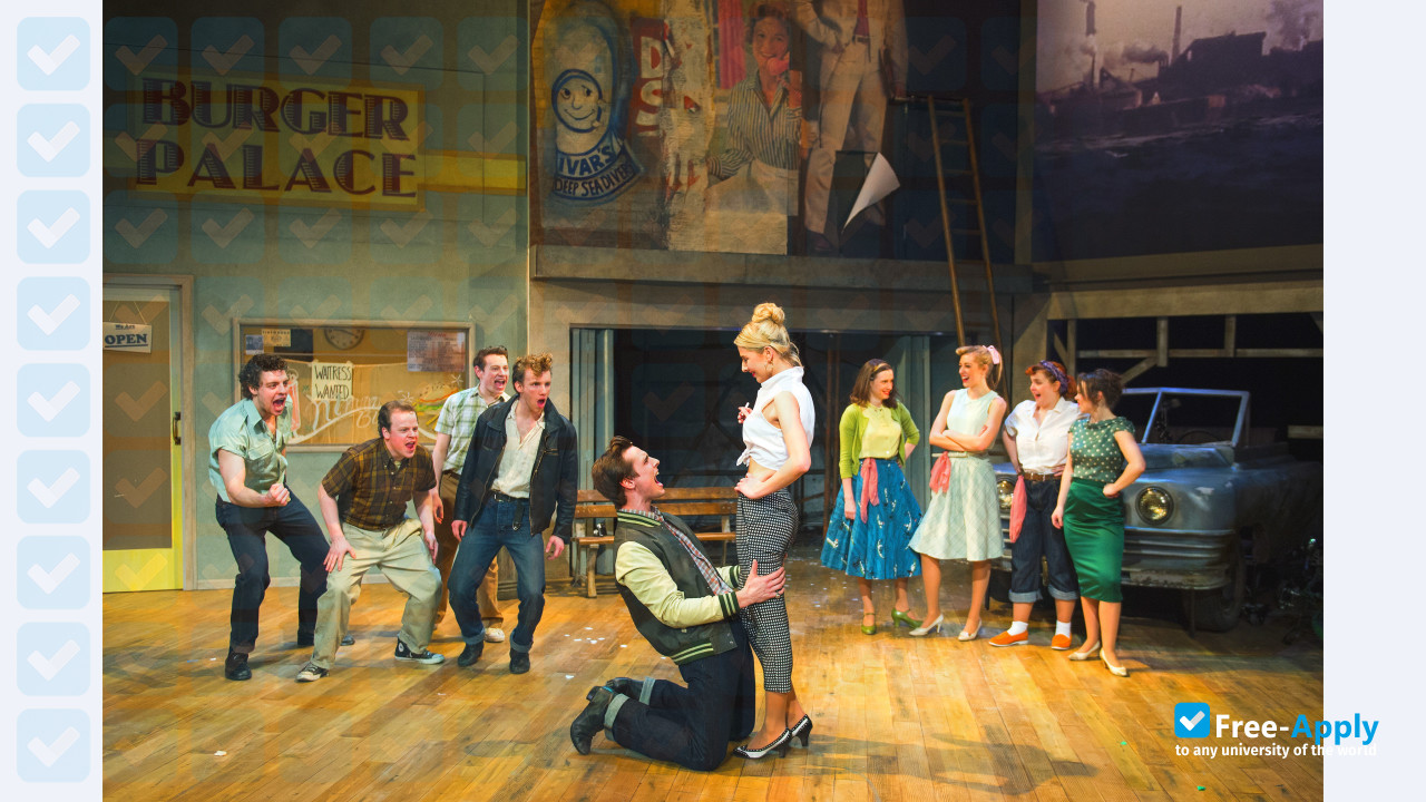 Foto de la Royal Central School of Speech and Drama #9