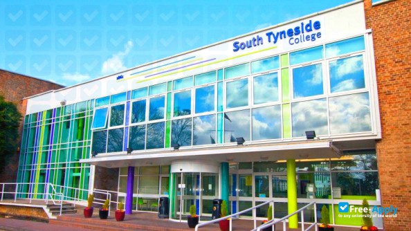South Tyneside College photo #6