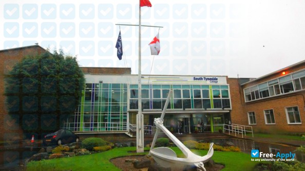 South Tyneside College photo #7
