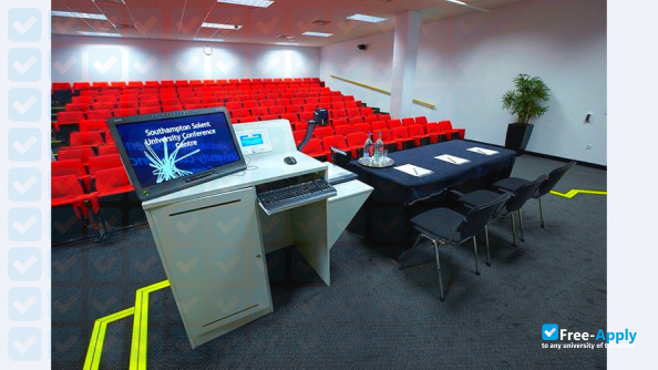 Southampton Solent University photo #7