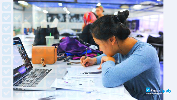 Foto de la Limkokwing University of Creative Technology #11