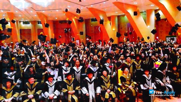 Foto de la Limkokwing University of Creative Technology #10