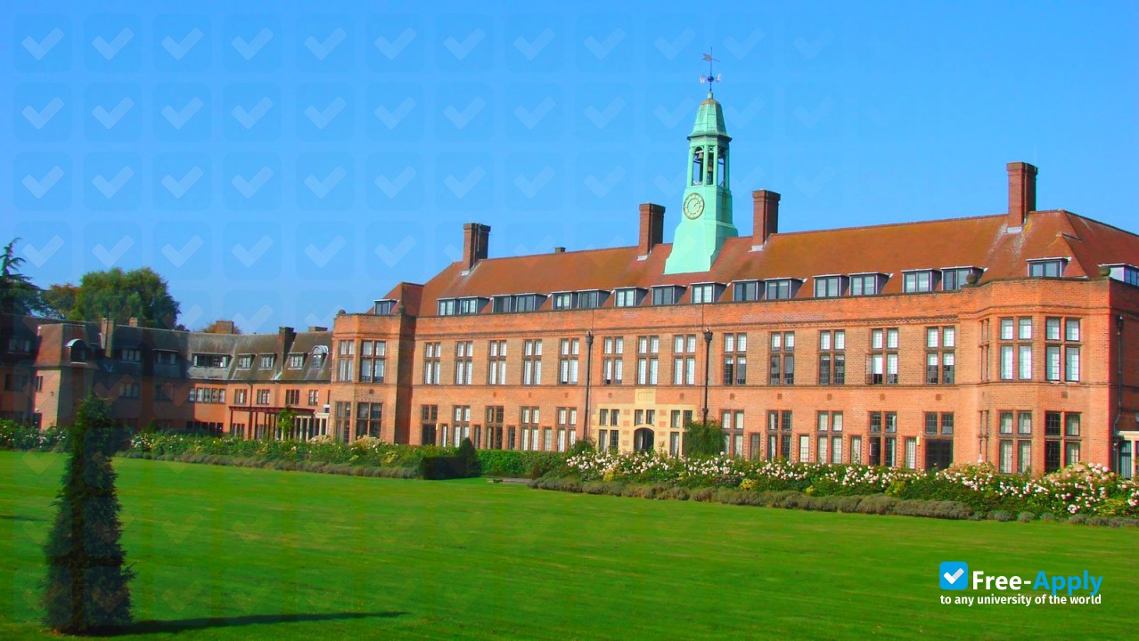 Liverpool Hope University photo #8