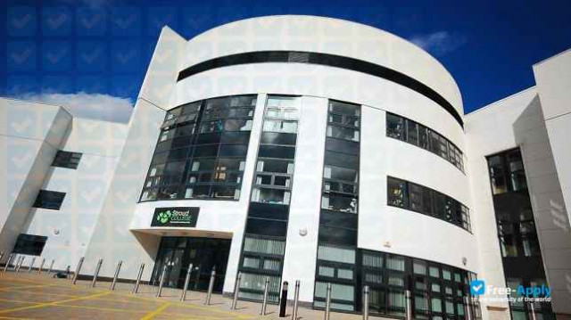 South Gloucestershire and Stroud College (Filton College) photo #1