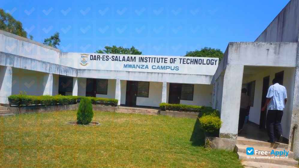 Foto de la Dar Es Salaam Institute of Technology #3