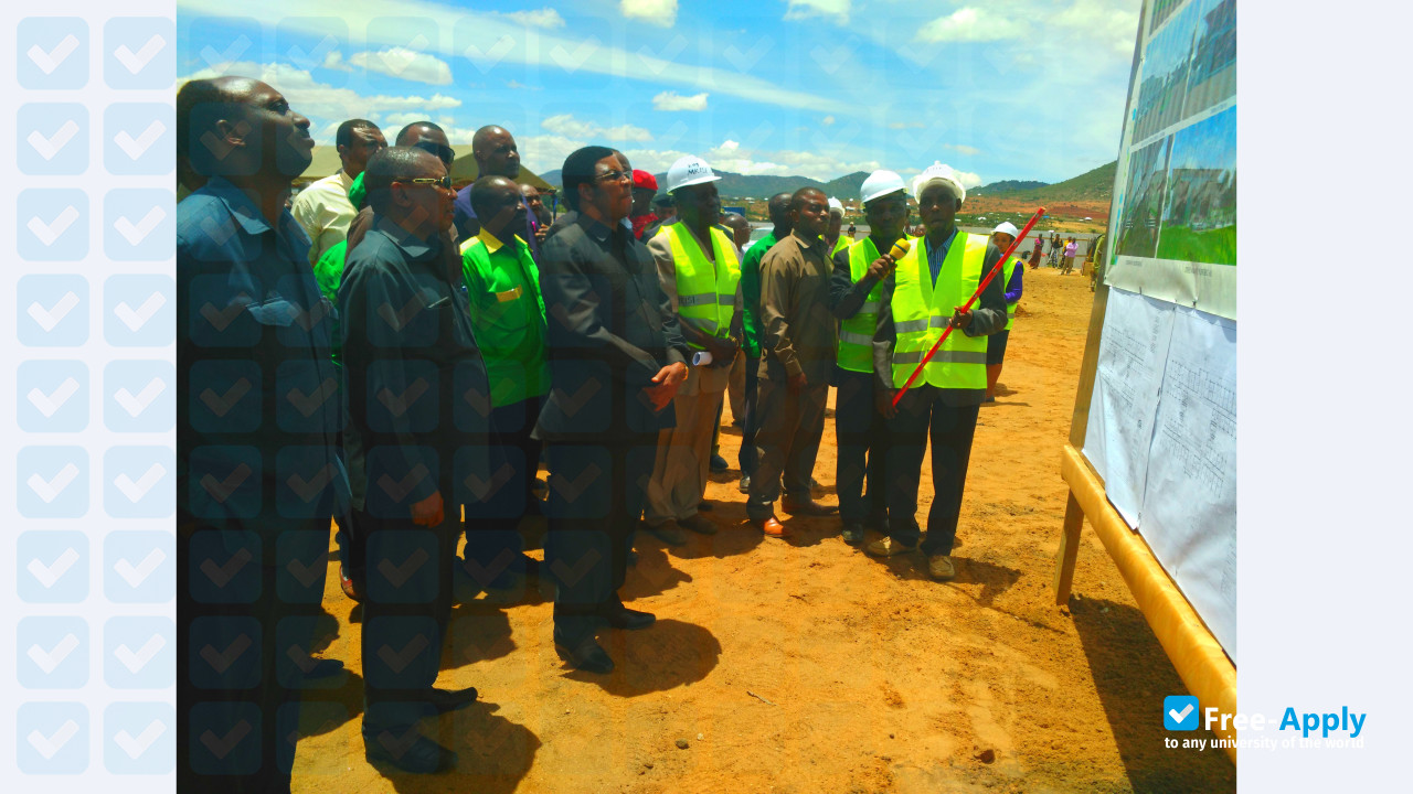 Foto de la Mbeya University of Science & Technology #4