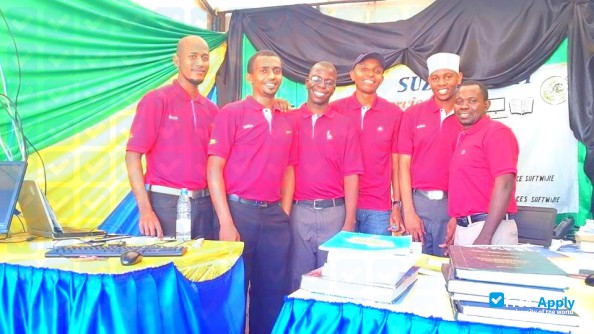Photo de l’State University of Zanzibar #2