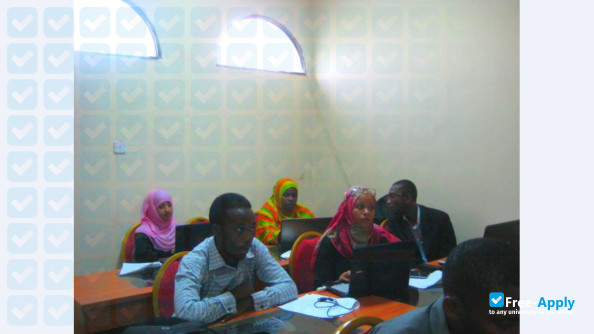 Photo de l’State University of Zanzibar #8