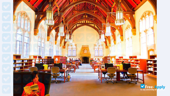 Agnes Scott College photo #8