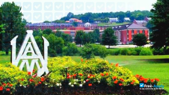 Alabama A&M University фотография №1