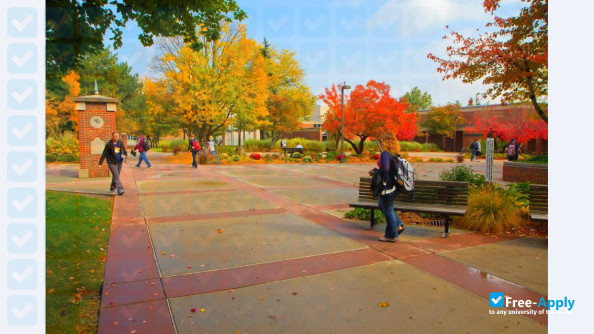 Alma College photo #10