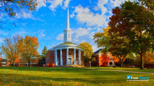 Alma College photo #8