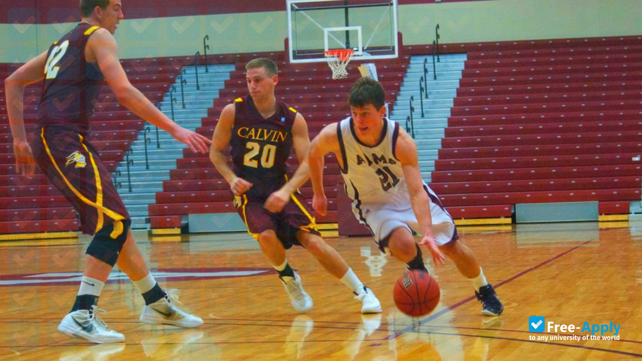 Alma College photo #5