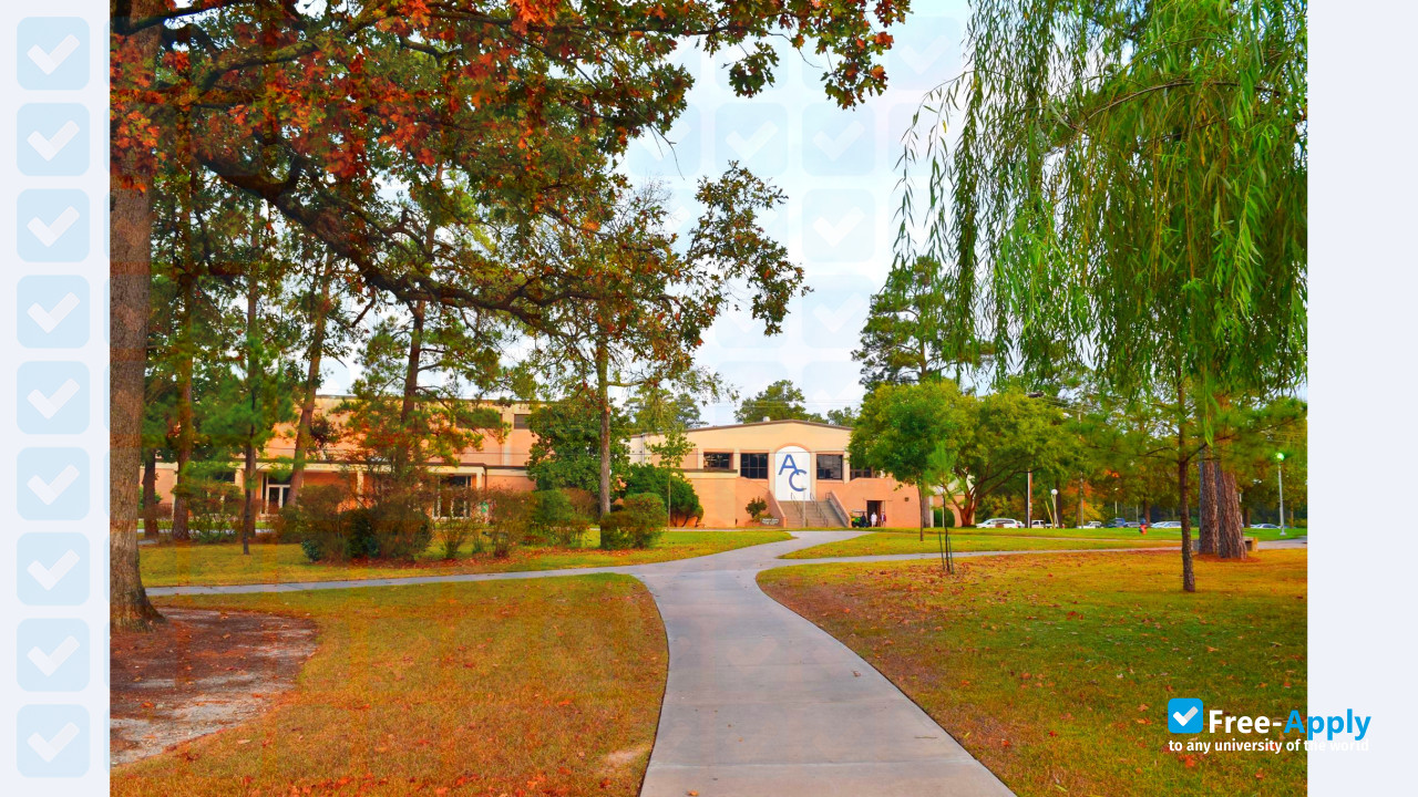 Angelina College photo #11