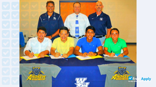 Foto de la Andrew College #4