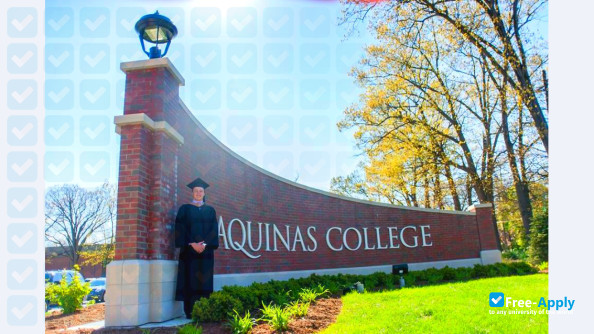 Aquinas College Grand Rapids Michigan фотография №6