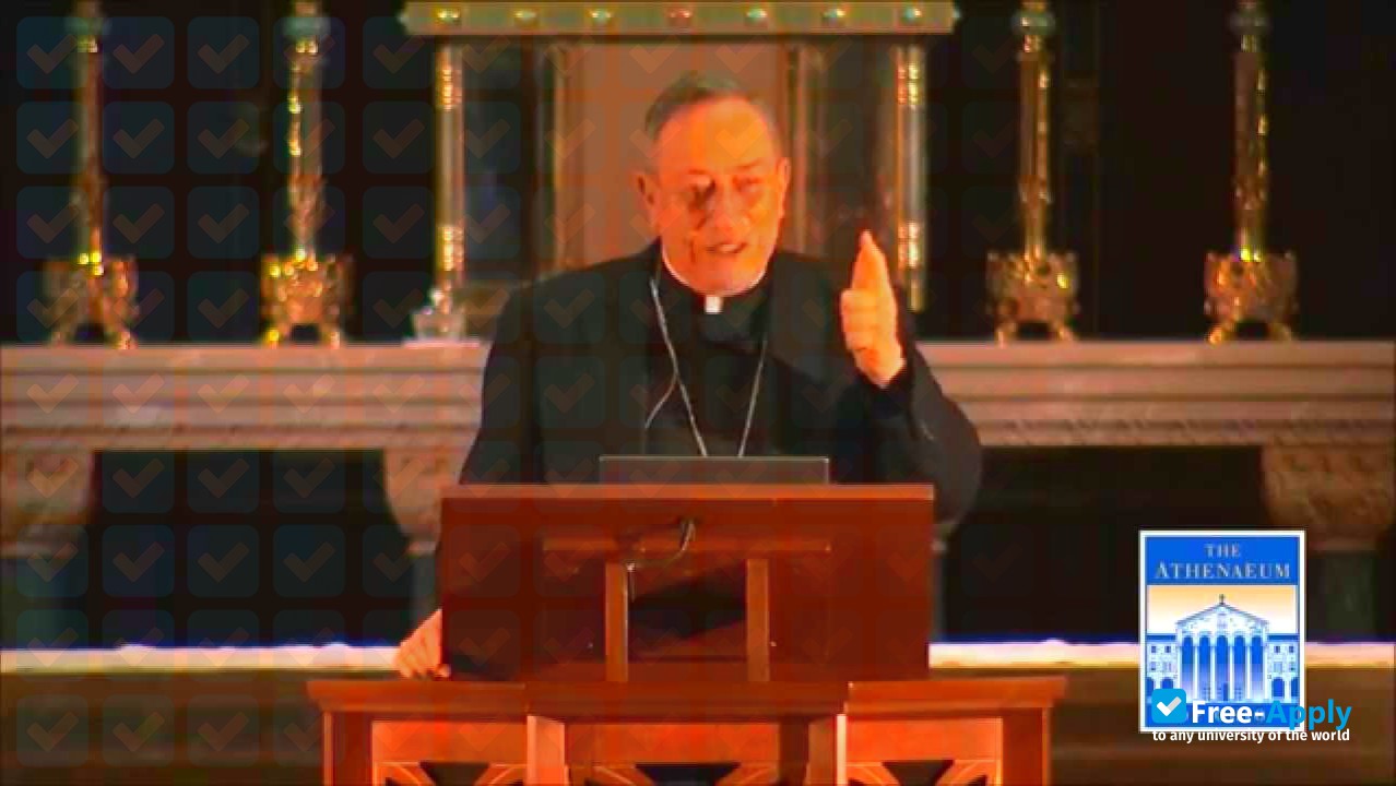 Foto de la Athenaeum of Ohio #1