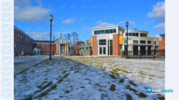 Photo de l’American International College