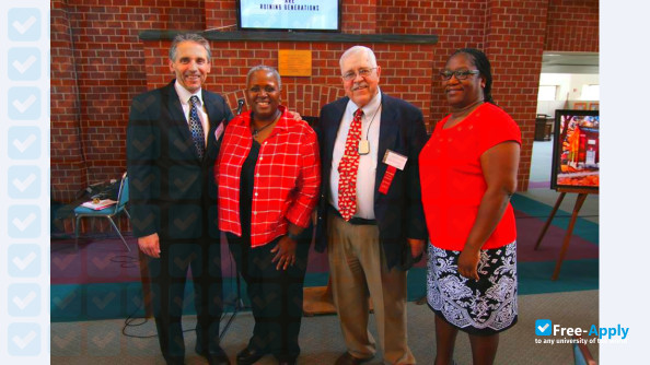 Atlantic Union College photo #2