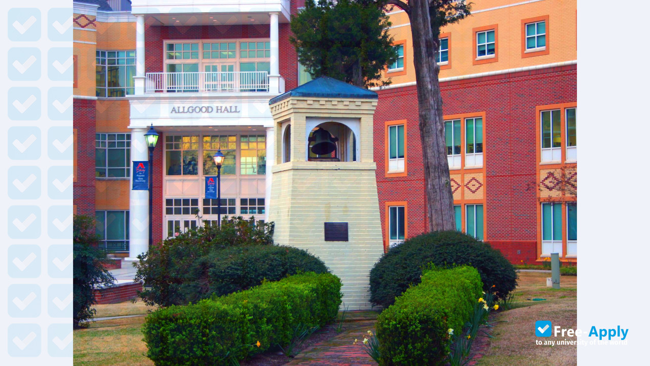 Foto de la Augusta University #4