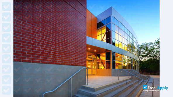 American River College photo #10