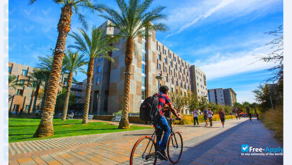 Arizona State University photo #9