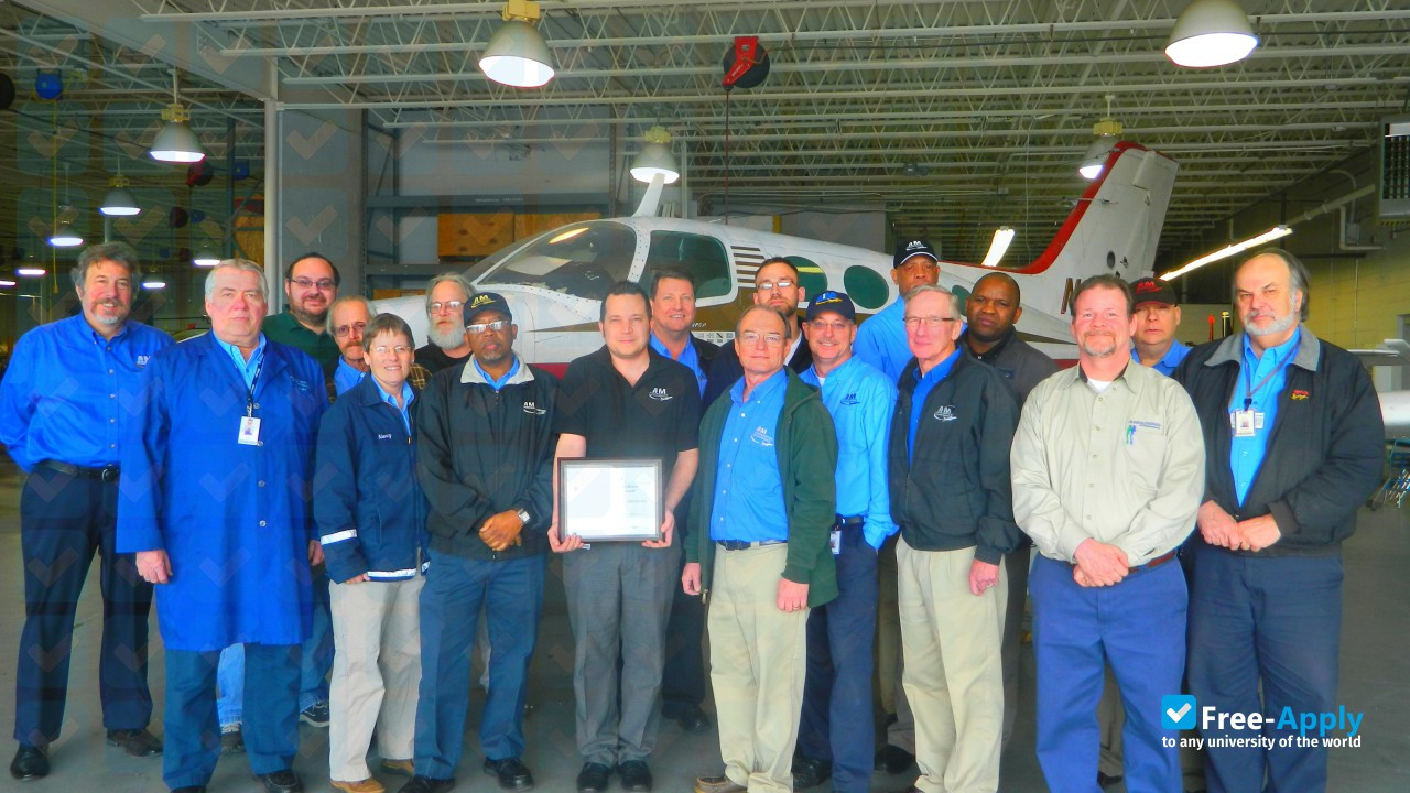 Aviation Institute of Maintenance photo #4
