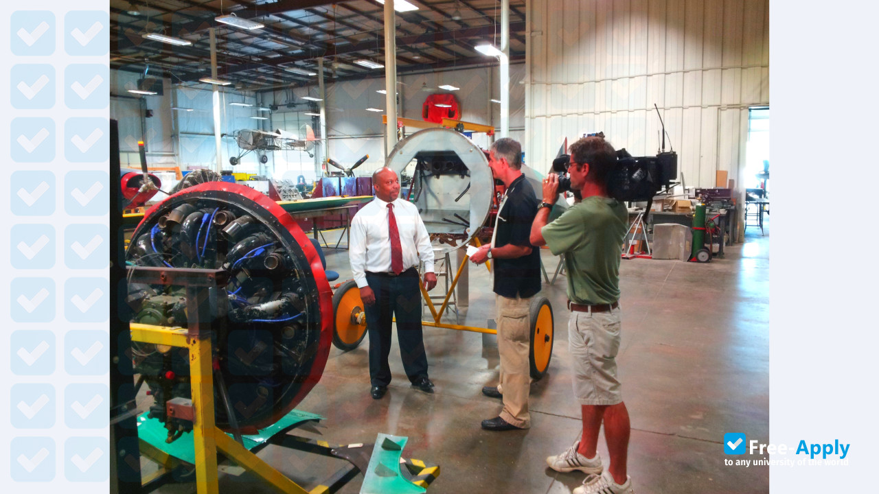 Aviation Institute of Maintenance photo #2