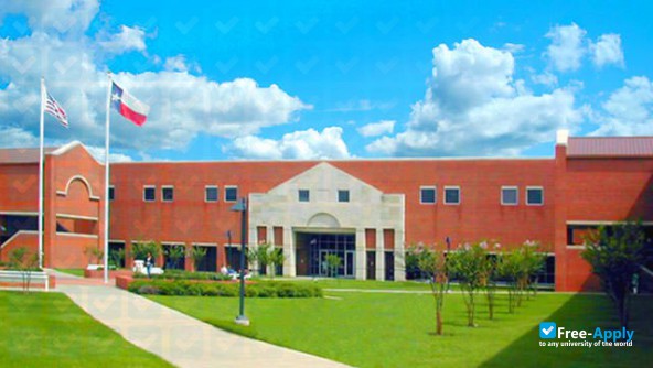 Blinn College photo #2