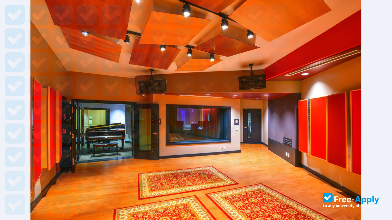 Berklee College of Music photo #9