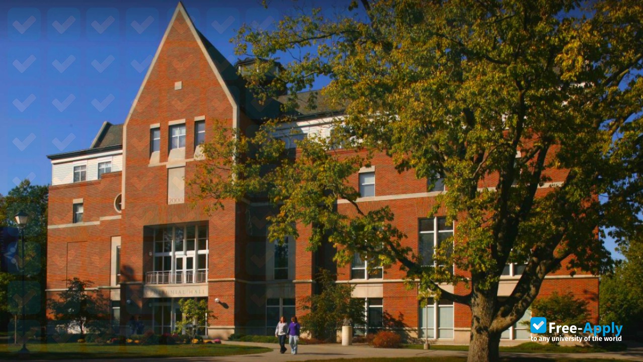 Bluffton University photo #8