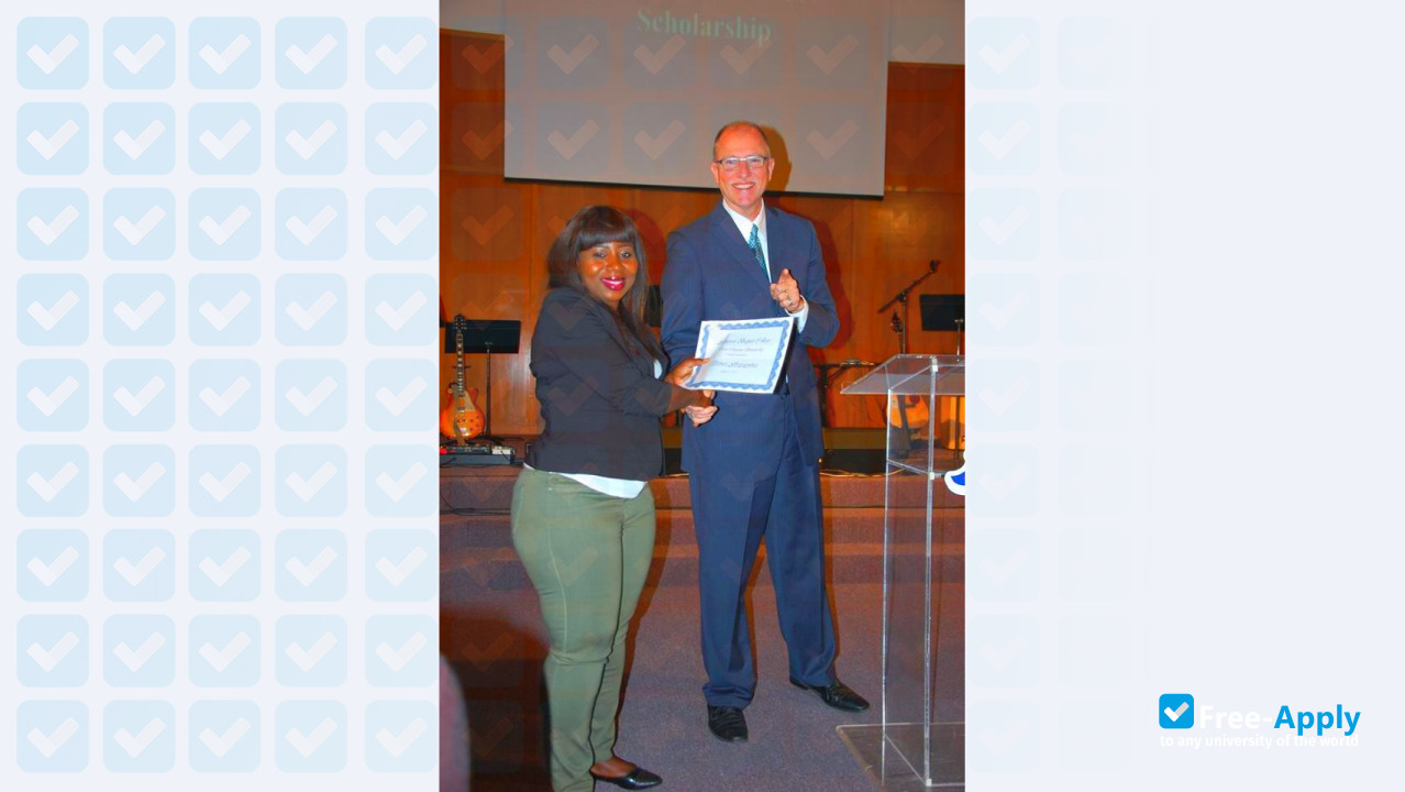Photo de l’Arlington Baptist College #9