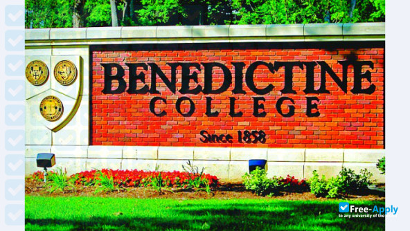 Benedictine College photo #7