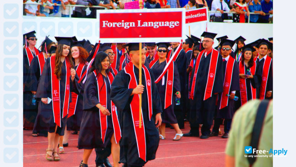 Foto de la Bakersfield College #8