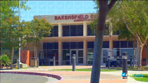 Bakersfield College photo #4