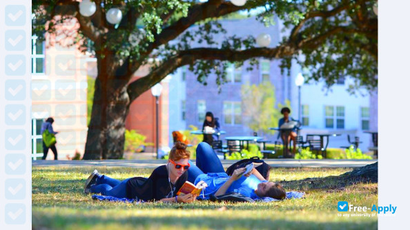 Foto de la Belhaven University #11