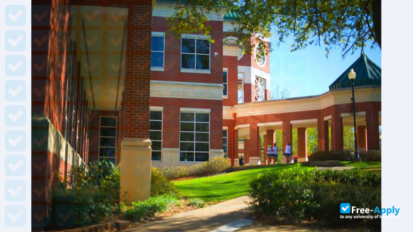 Foto de la Belhaven University #9