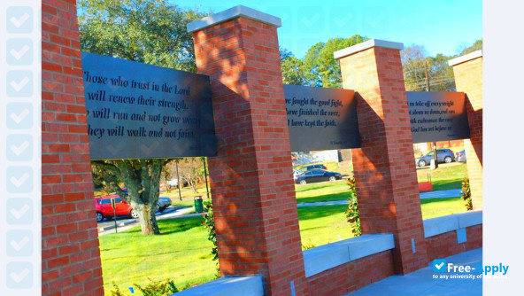 Foto de la Belhaven University #2