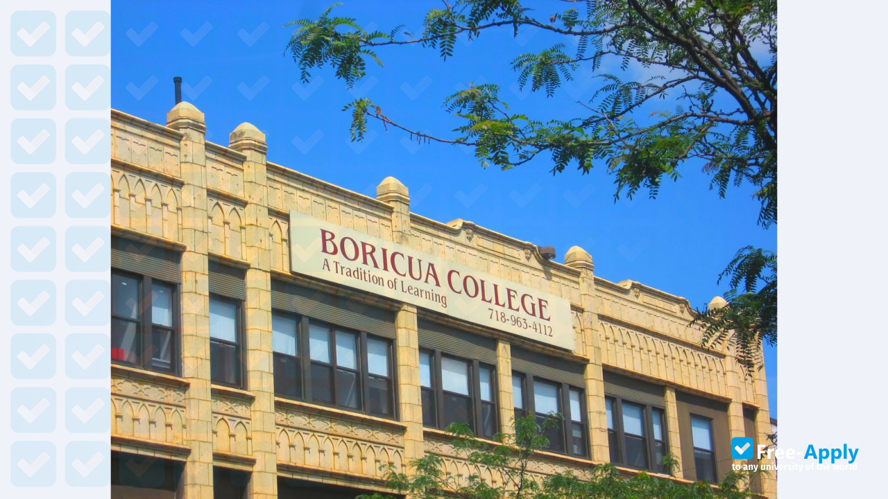Foto de la Boricua College #7